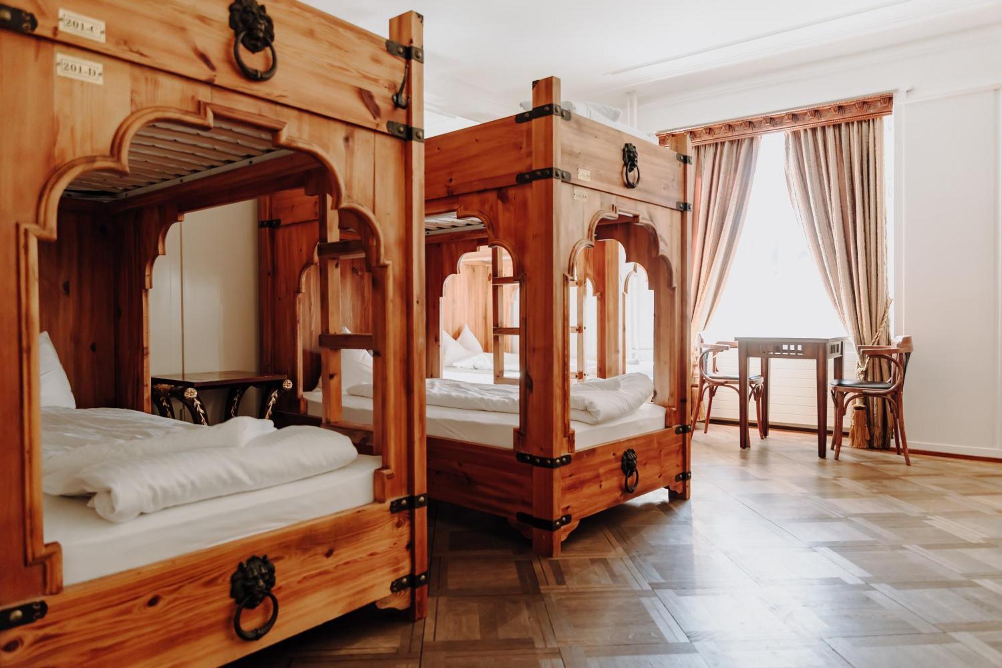 Seldas Schaffhausen Buitenkant foto